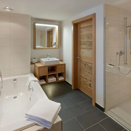 Relais & Chateaux Schoenegg Hotel 4*