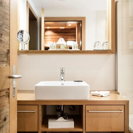 Relais & Chateaux Schoenegg Hotel 4*