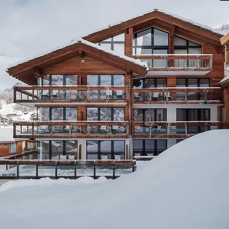 فندق Relais & Chateaux Schoenegg زيرمات