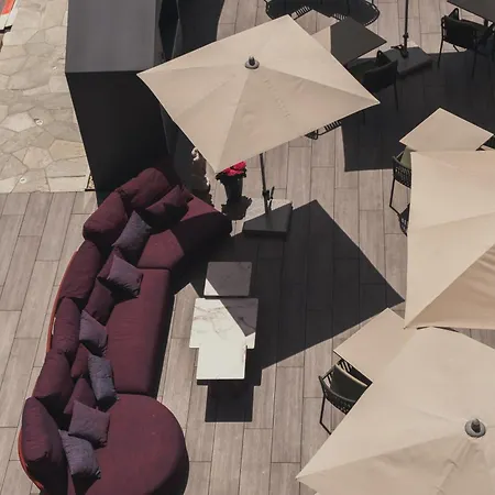 Relais & Chateaux Schoenegg زيرمات