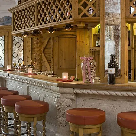 Relais & Chateaux Schoenegg Hotel