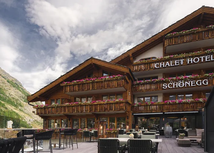 ホテル Relais & Chateaux Schoenegg ツェルマット