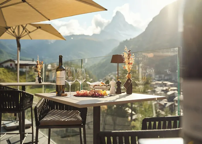 ホテル Relais & Chateaux Schoenegg ツェルマット