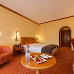 Relais & Chateaux Schoenegg 4*