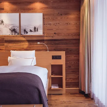 Relais & Chateaux Schoenegg 4* Zermatt