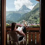 מלון Relais & Chateaux Schoenegg 4*