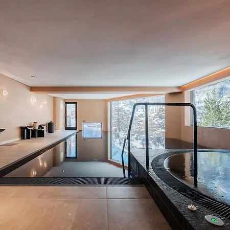 Relais & Chateaux Schoenegg Hotell 4*