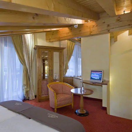 Relais & Chateaux Schoenegg Hotell Zermatt